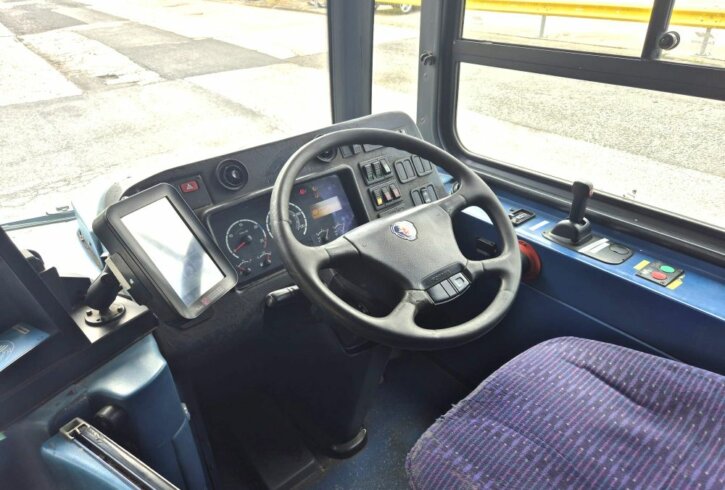 7 FXD cab